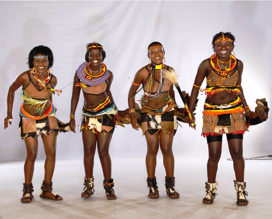 Группа африканских языков 5. Африканский ансамбль. Группа африканцев. Группа Африка. Концерт для африканцев.